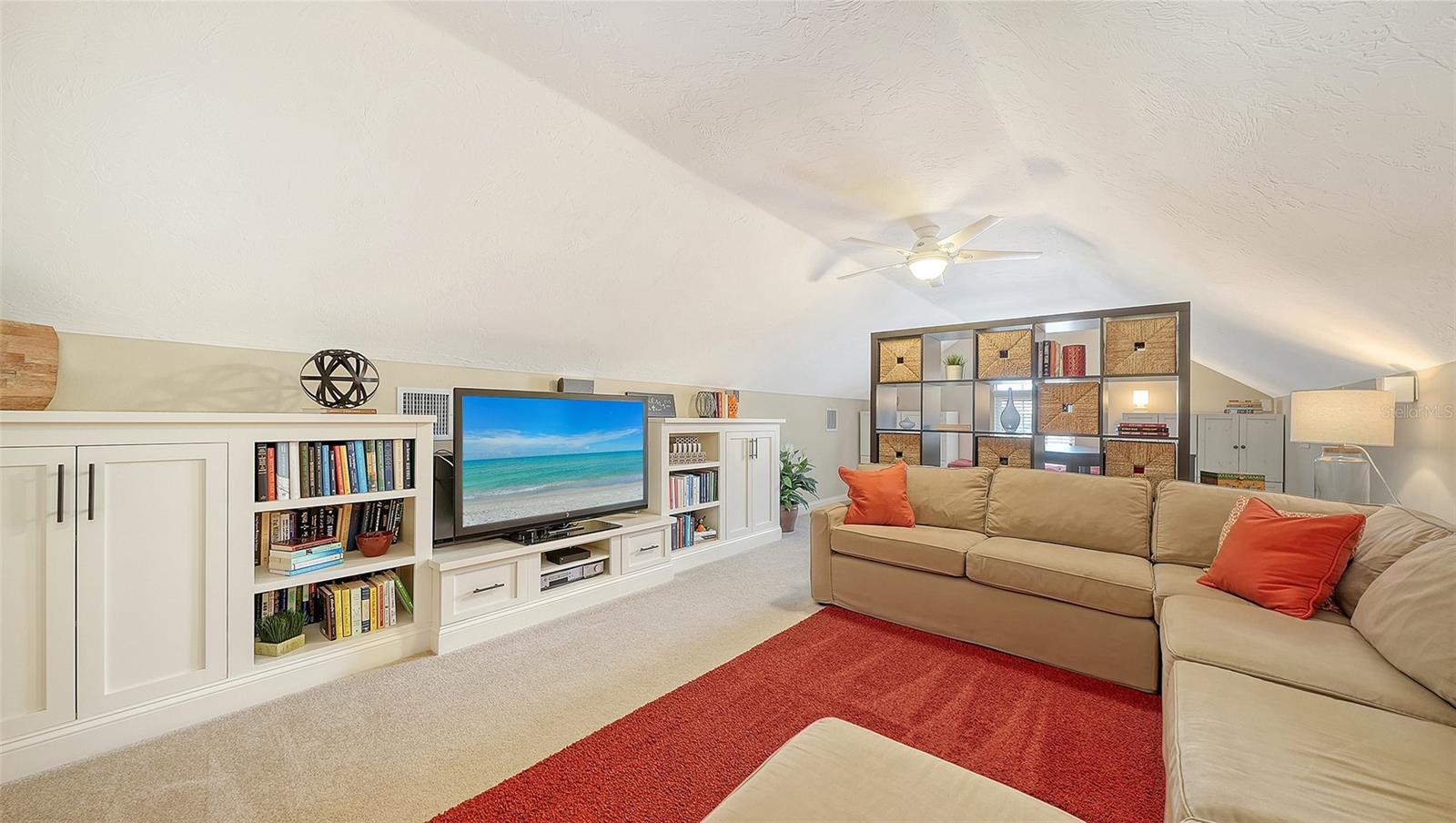 7507 Abbey Gln Property Photo 38