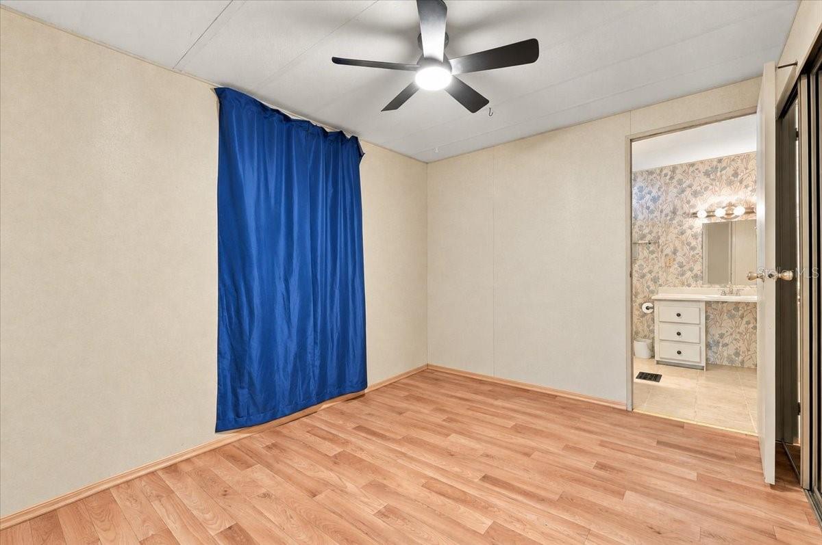 4212 Cedarwood St Property Photo 24