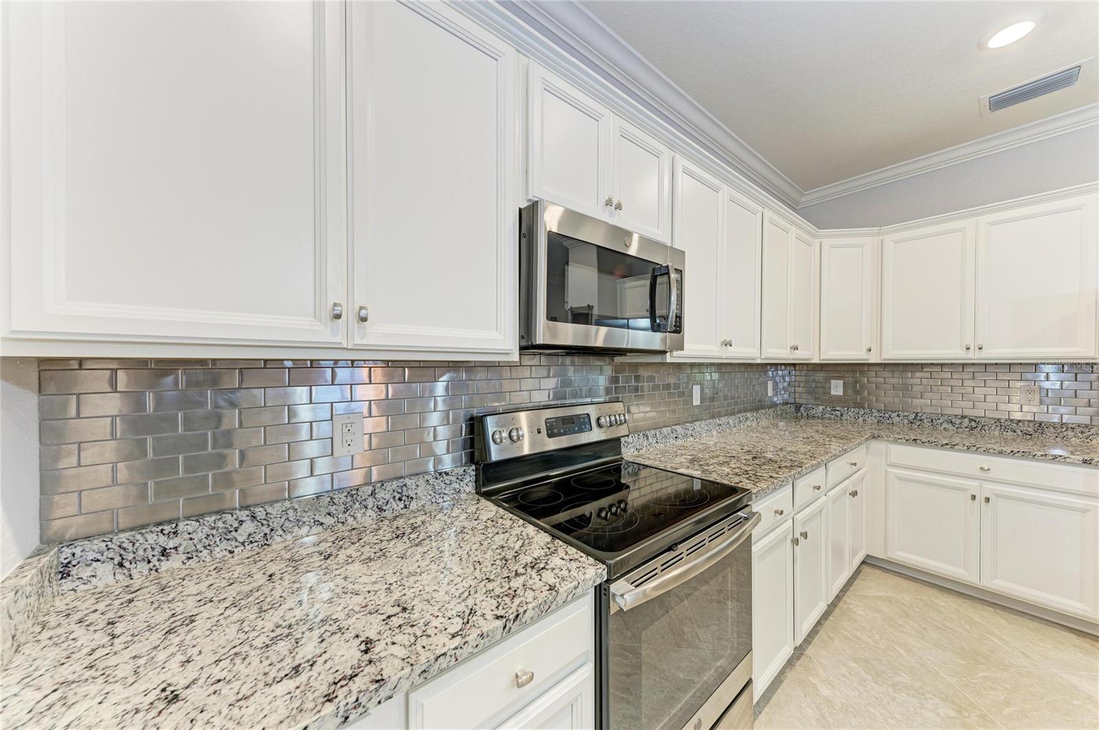 11515 Sweetgrass Dr Property Photo 17