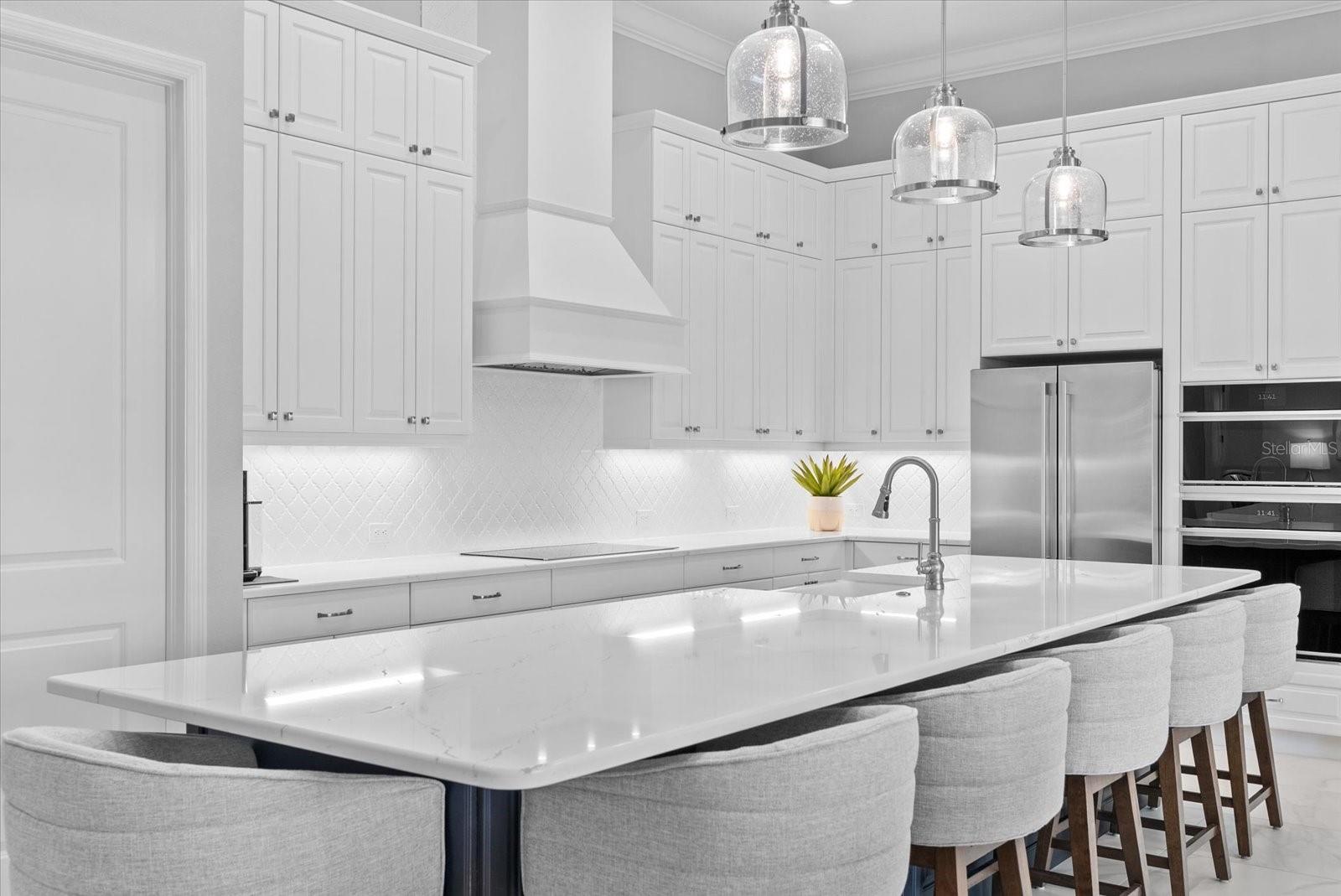556 Bocelli Dr Property Photo 10