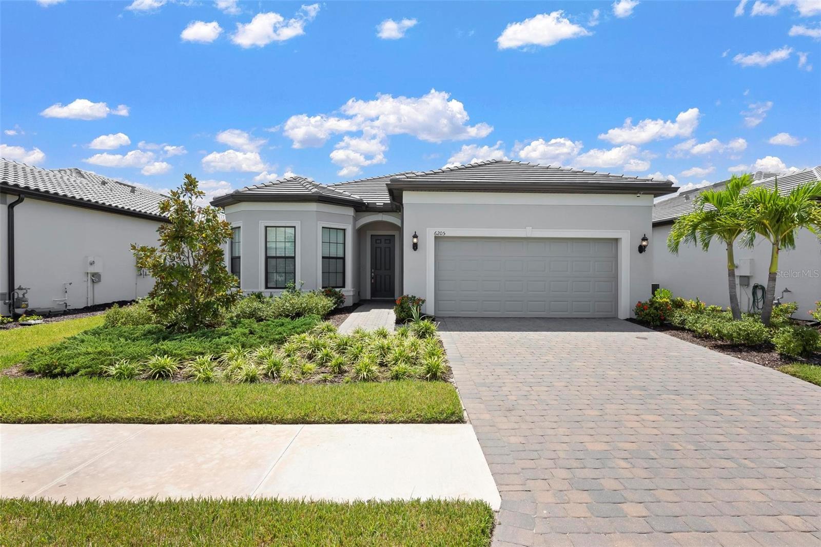 6205 GRANDE TALON LN Property Photo 1