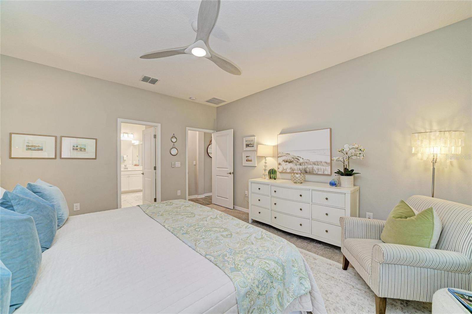 4714 Roycroft Ter Property Photo 24
