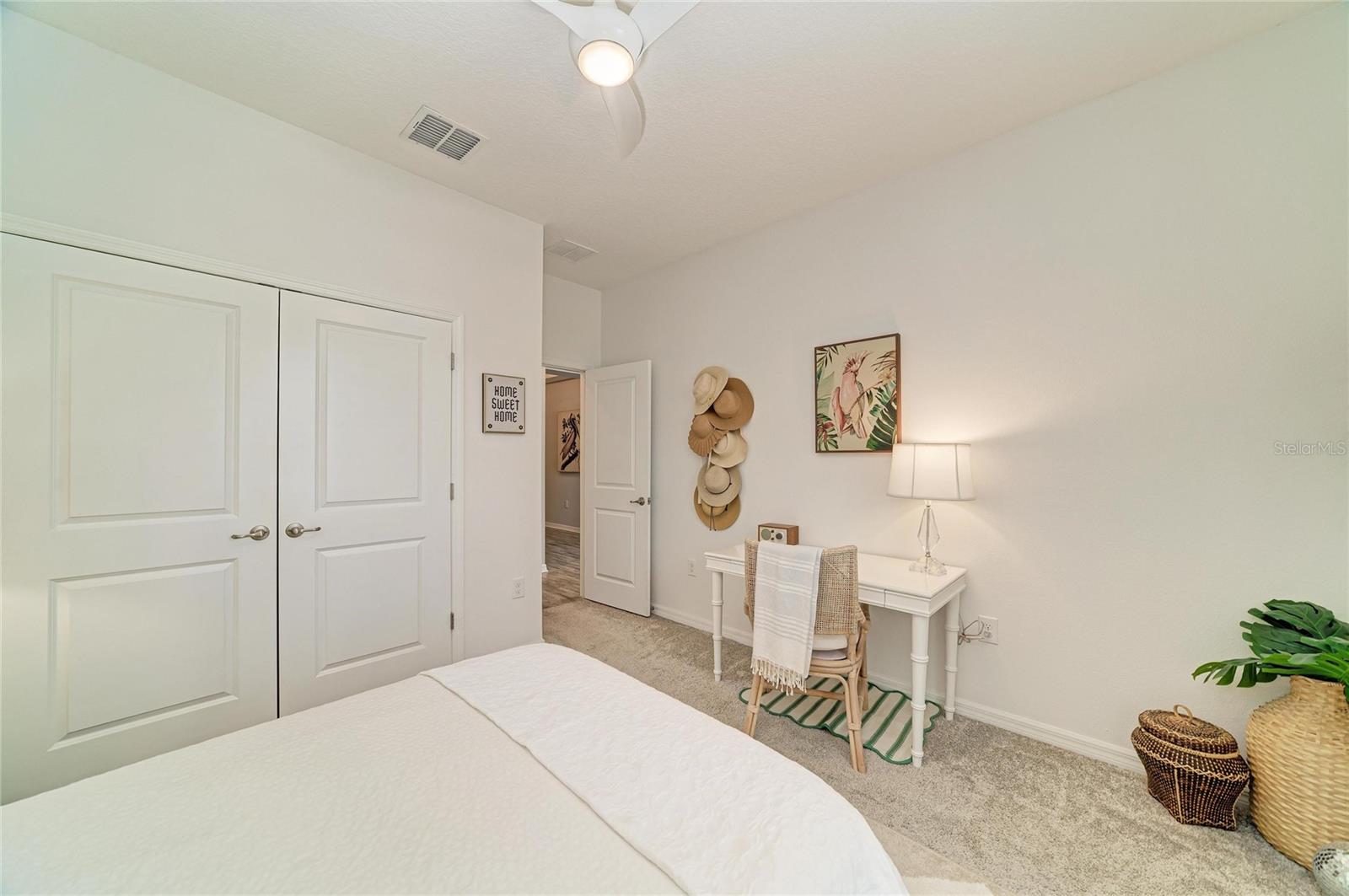 4714 Roycroft Ter Property Photo 30