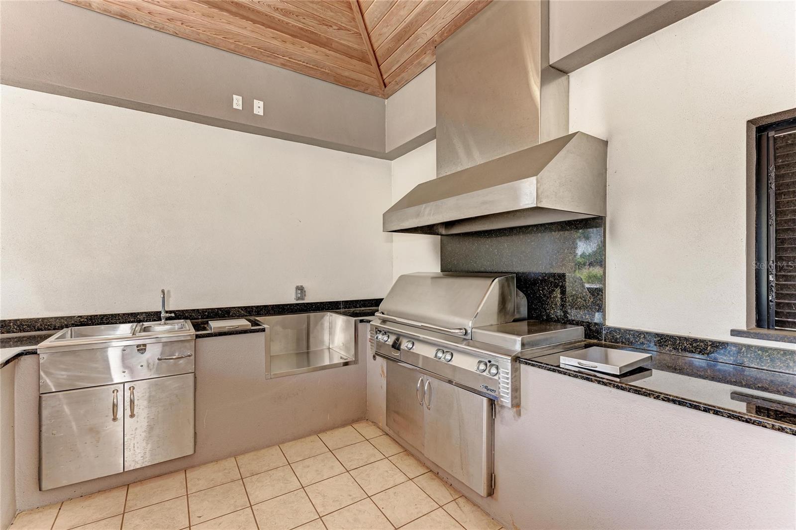 4714 Roycroft Ter Property Photo 60