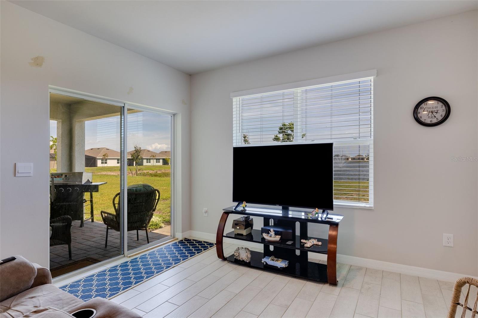 2608 Table Coral Trl Property Photo 7