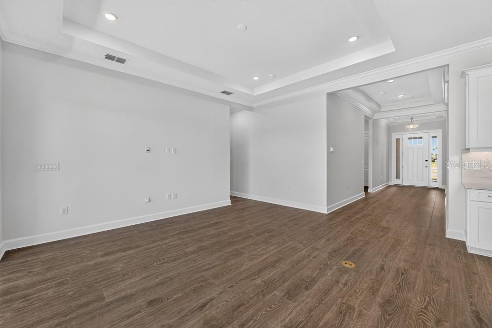 10573 Eclipse St Property Photo 8