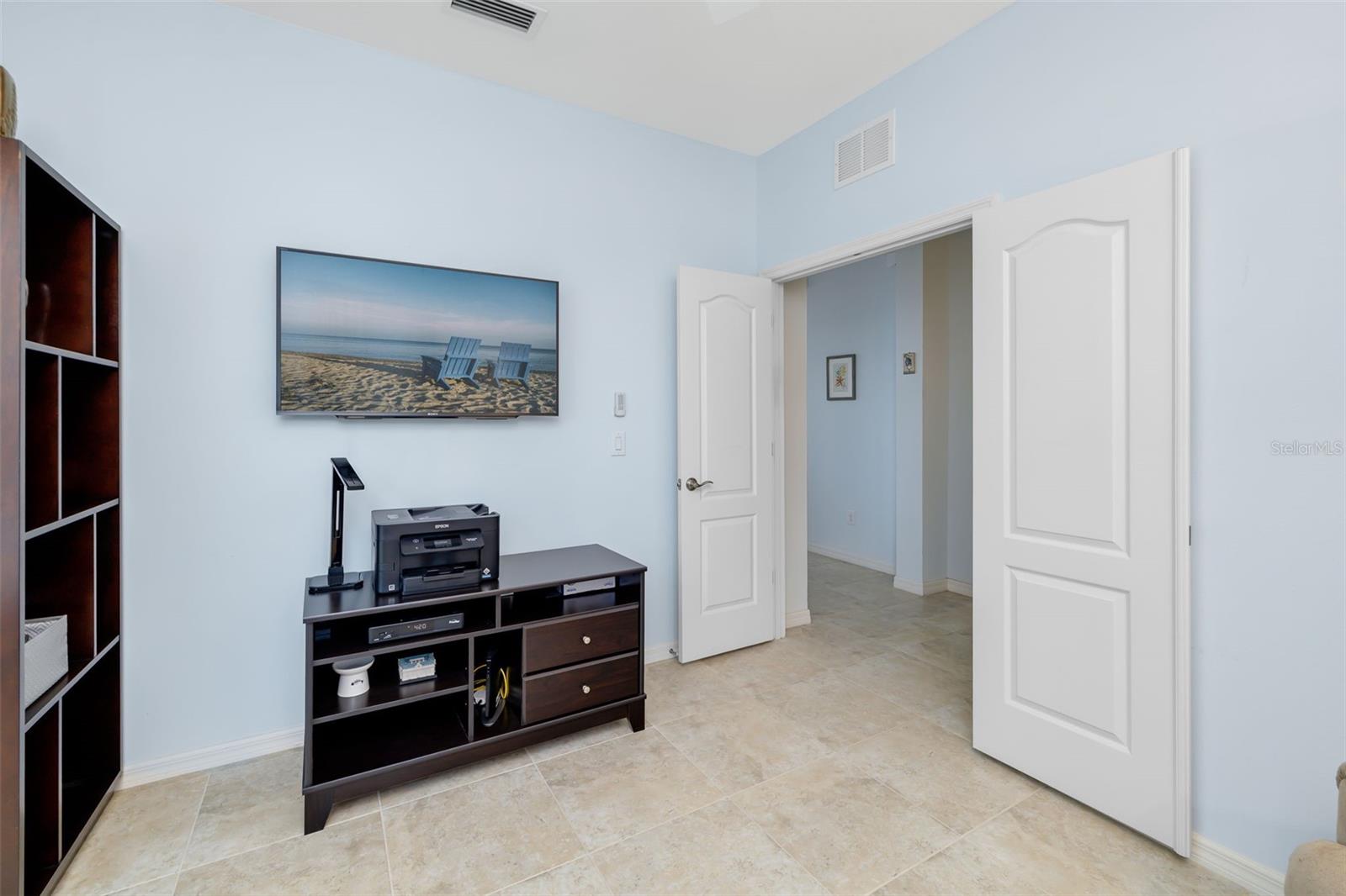 5437 Chatham Square Way Property Photo 9