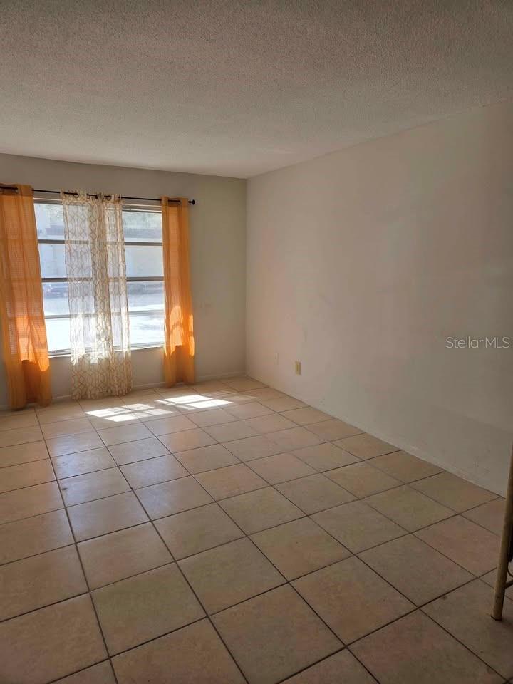 3715 Colby St Property Photo 3