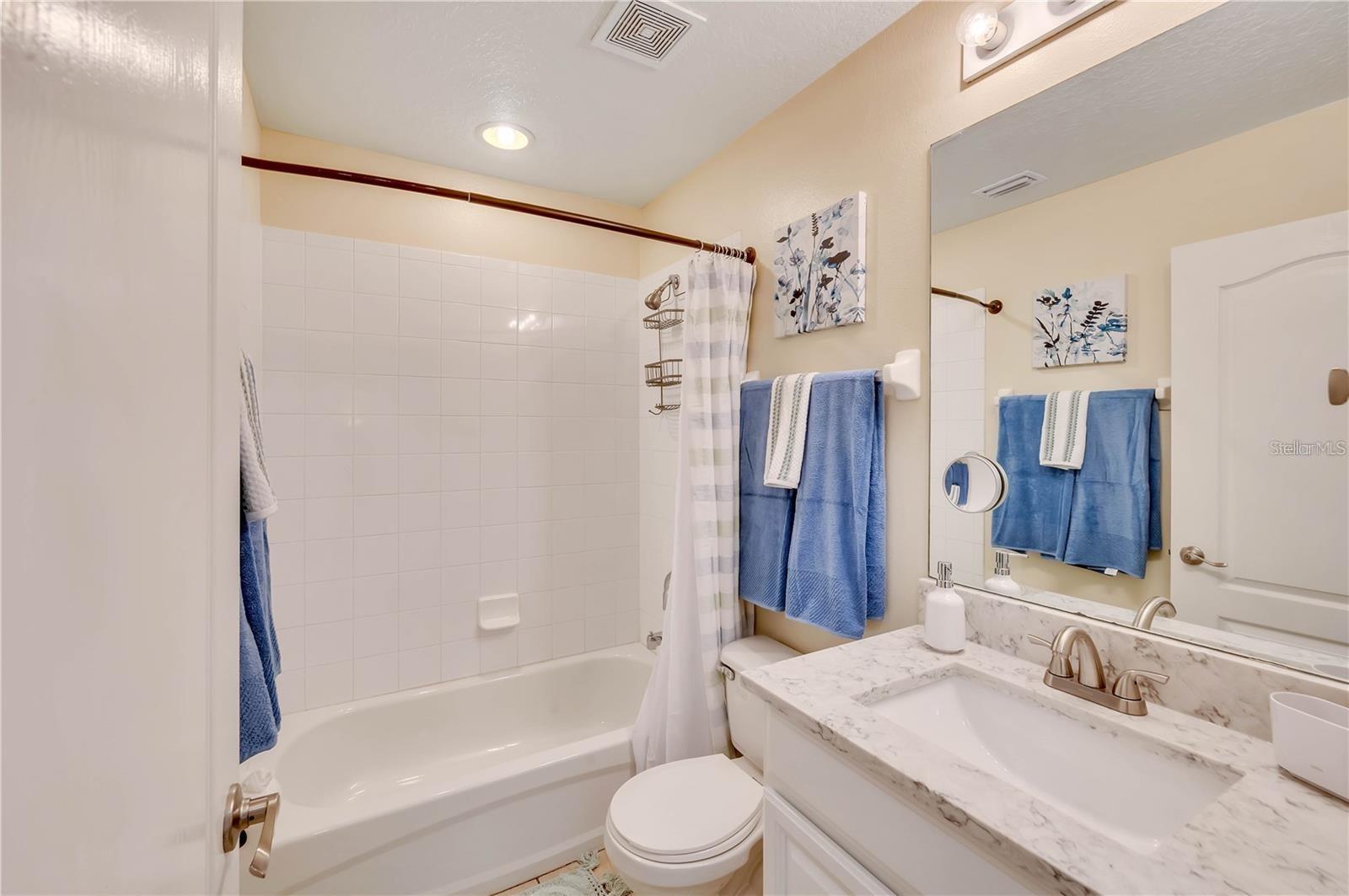280 Cape Harbour Loop #101 Property Photo 19