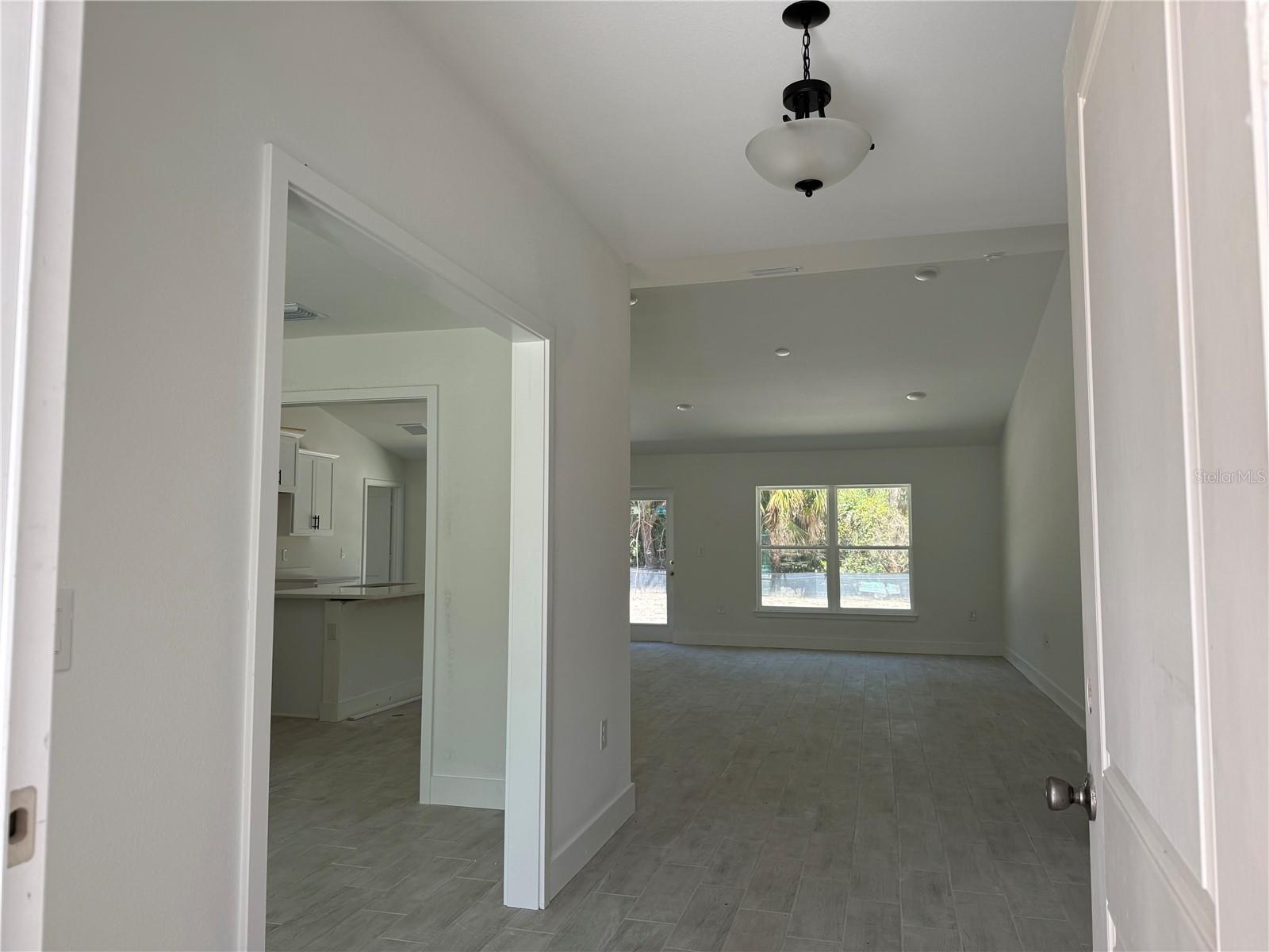 7302 Ramber Ave Property Photo 2