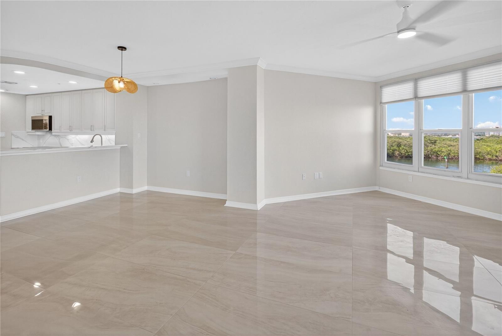 5430 Eagles Point Cir #202 Property Photo 16