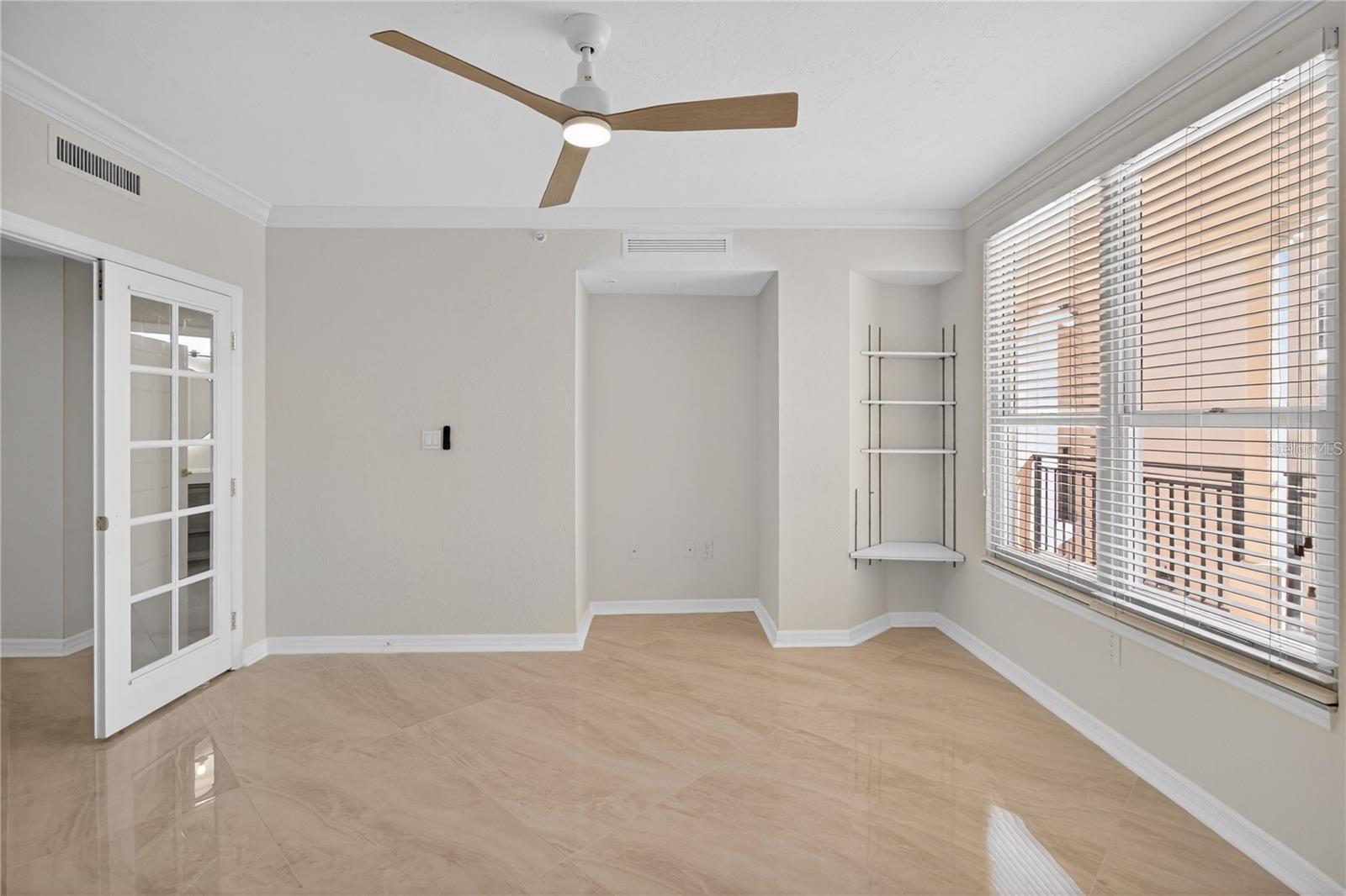 5430 Eagles Point Cir #202 Property Photo 20