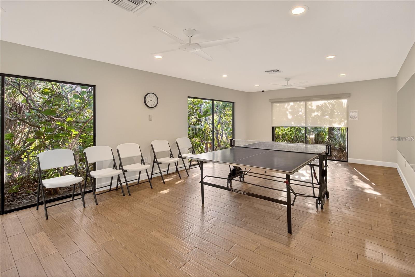 5430 Eagles Point Cir #202 Property Photo 40