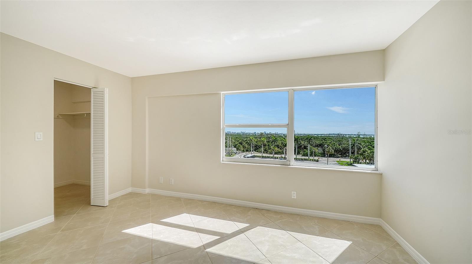 1750 Benjamin Franklin Dr #5f Property Photo 29