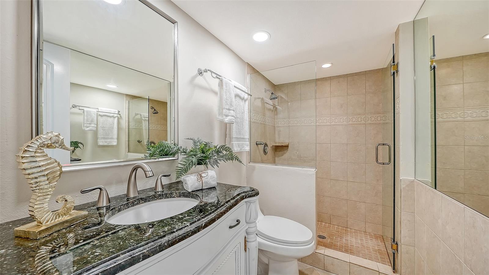 1750 Benjamin Franklin Dr #5f Property Photo 32