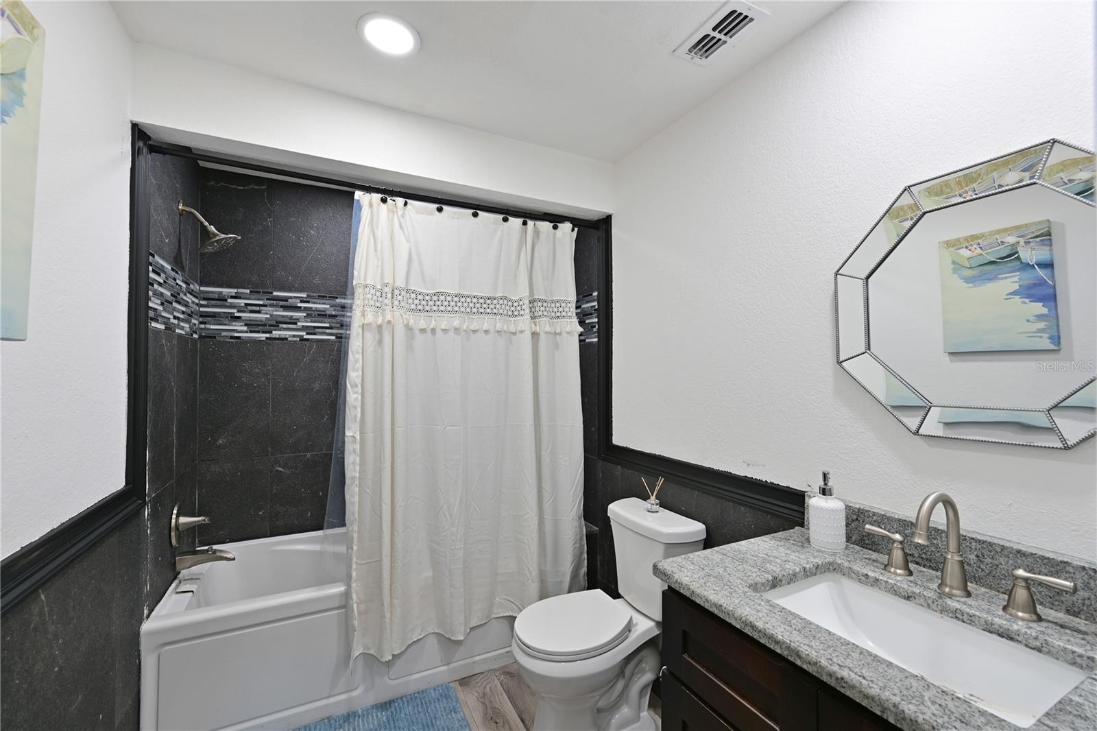 1423 12th Ave W Property Photo 21