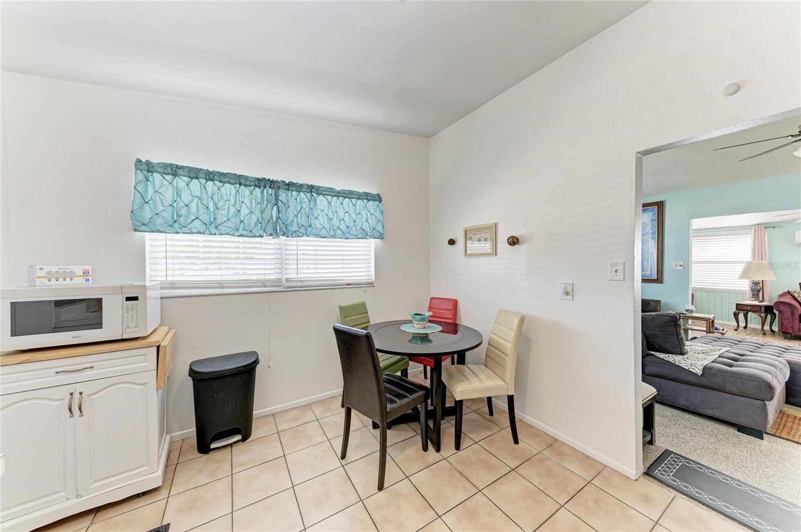 2564 Wood St Property Photo 13