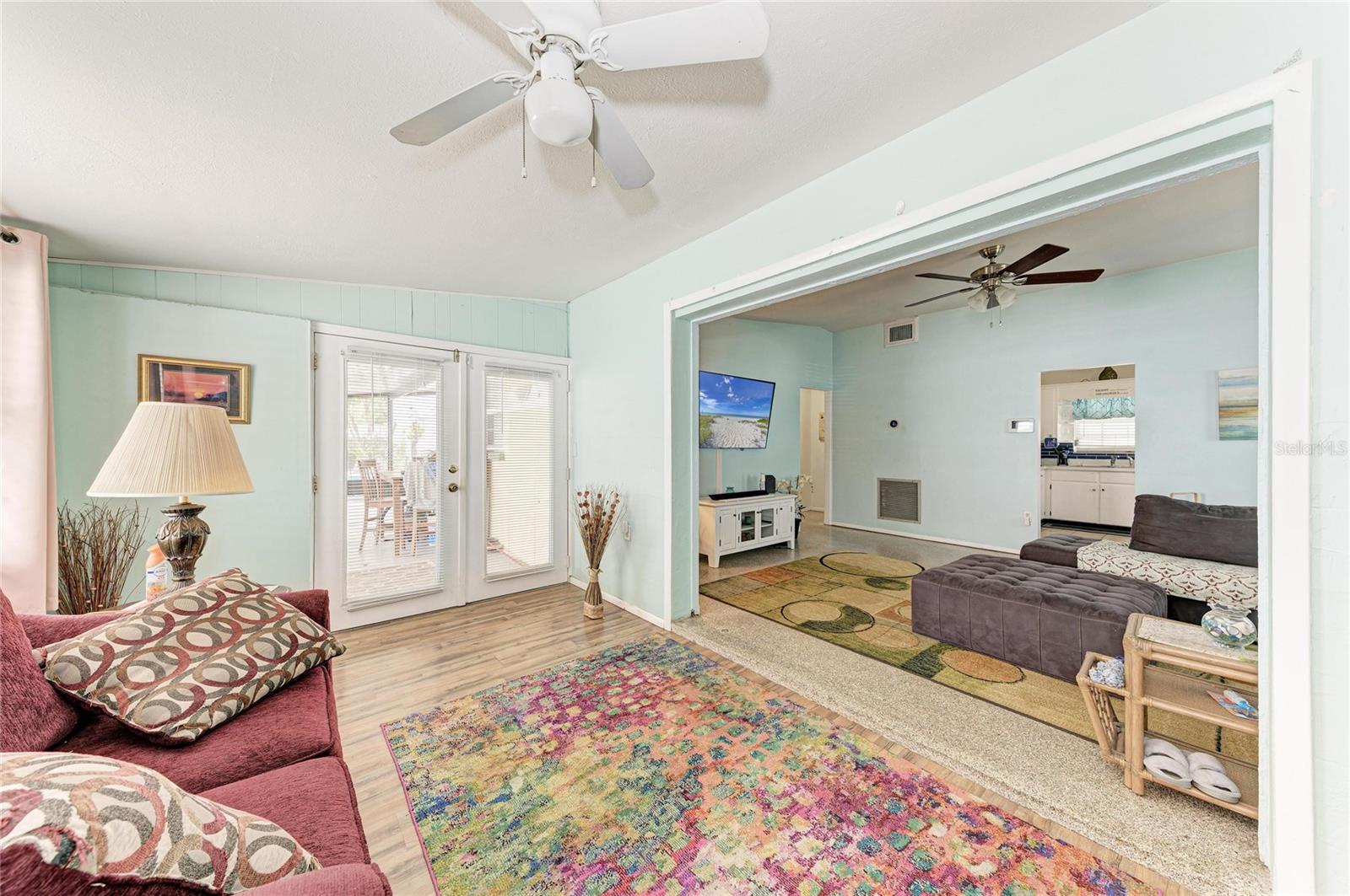 2564 Wood St Property Photo 23