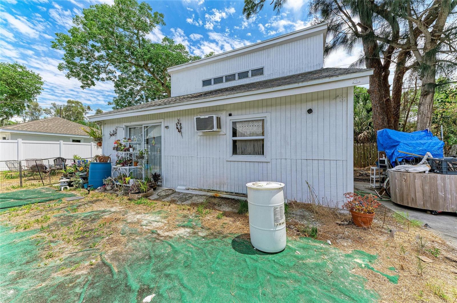 2564 Wood St Property Photo 31