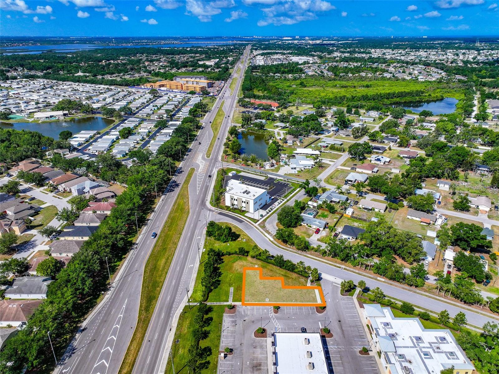 10030 Us Highway 301 N Property Photo 2