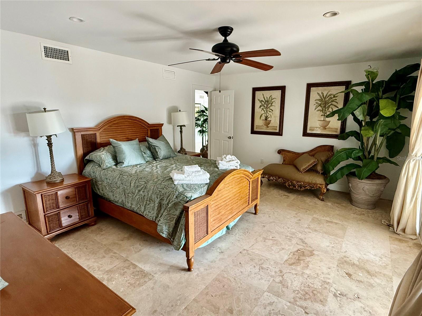 1257 Tree Bay Ln Property Photo 10