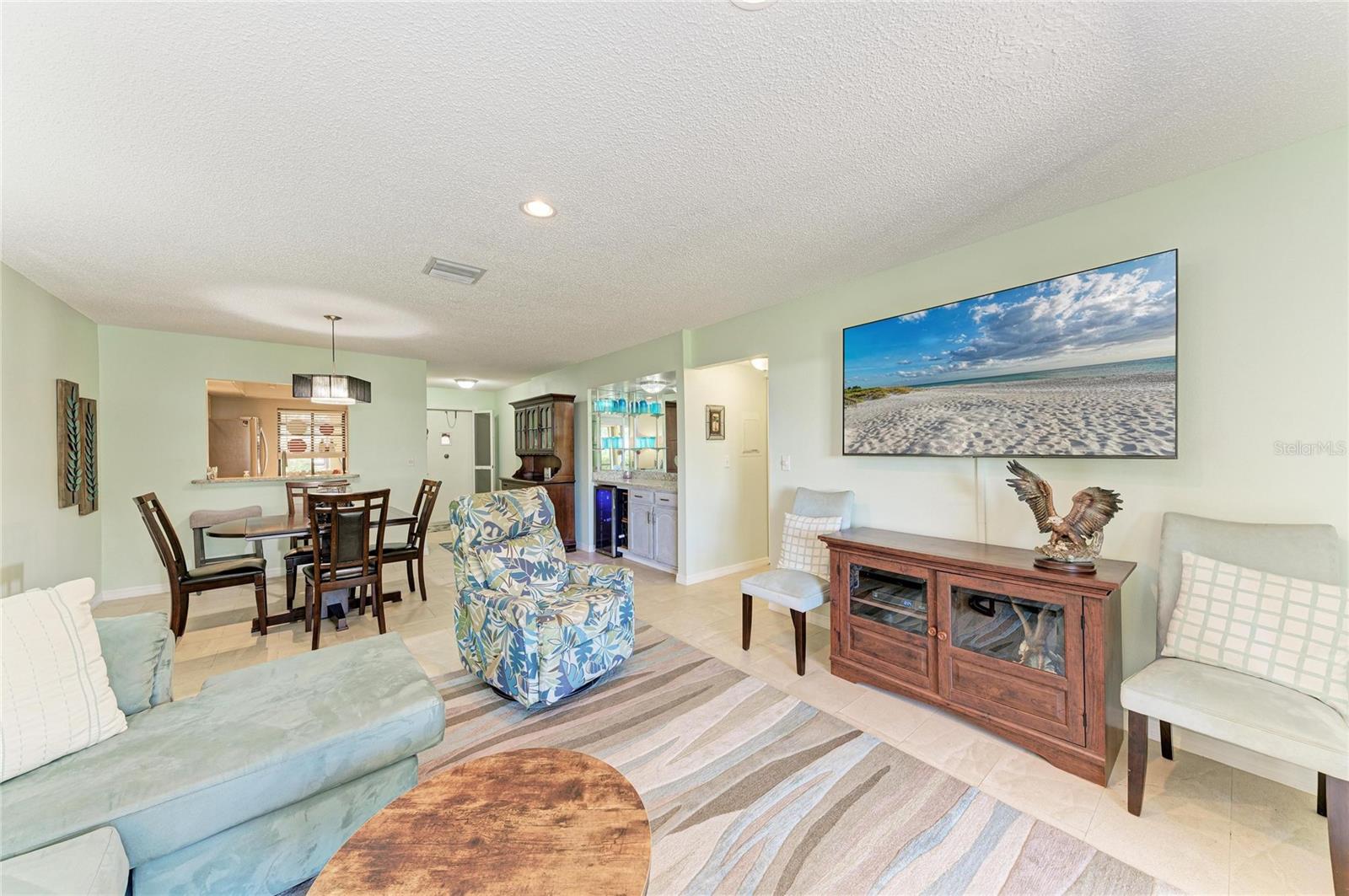 4412 Spicewood Dr #e Property Photo 4