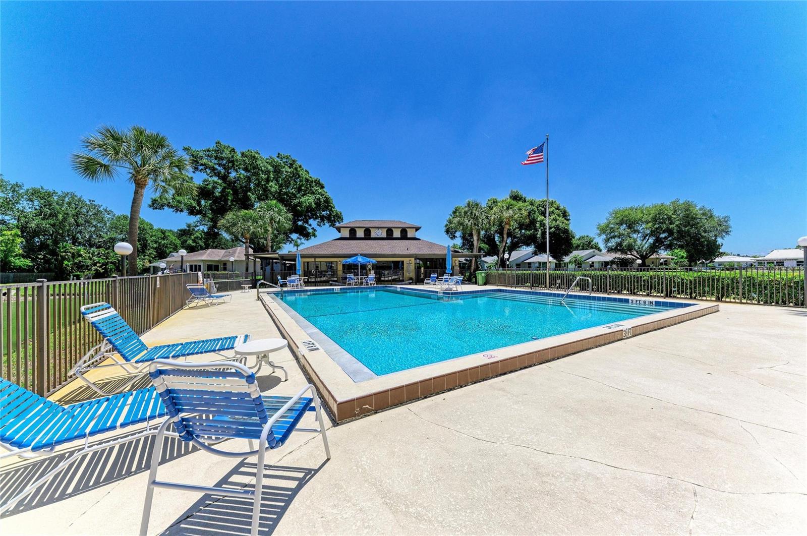 4412 Spicewood Dr #e Property Photo 16
