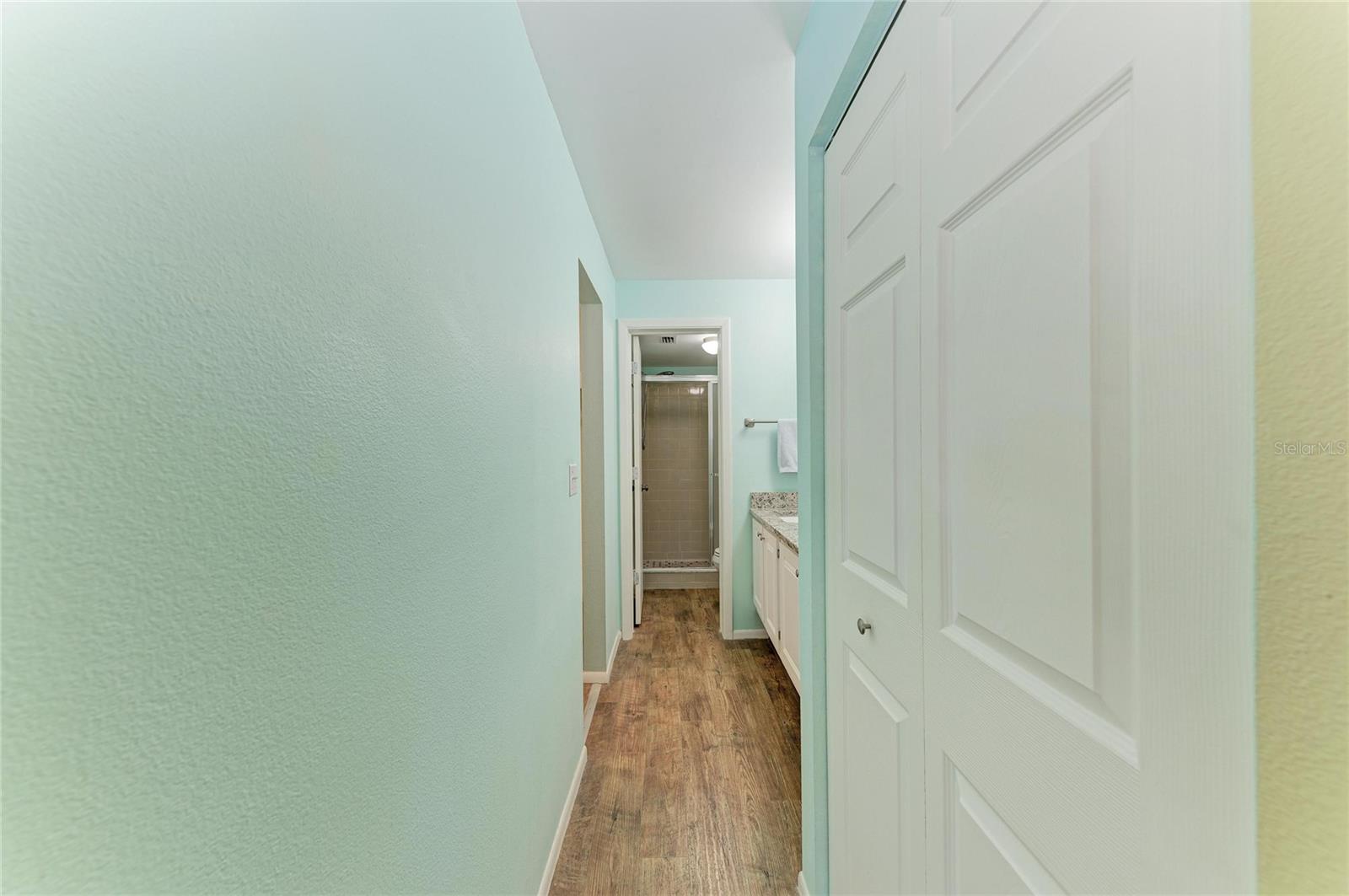 4412 Spicewood Dr #e Property Photo 24