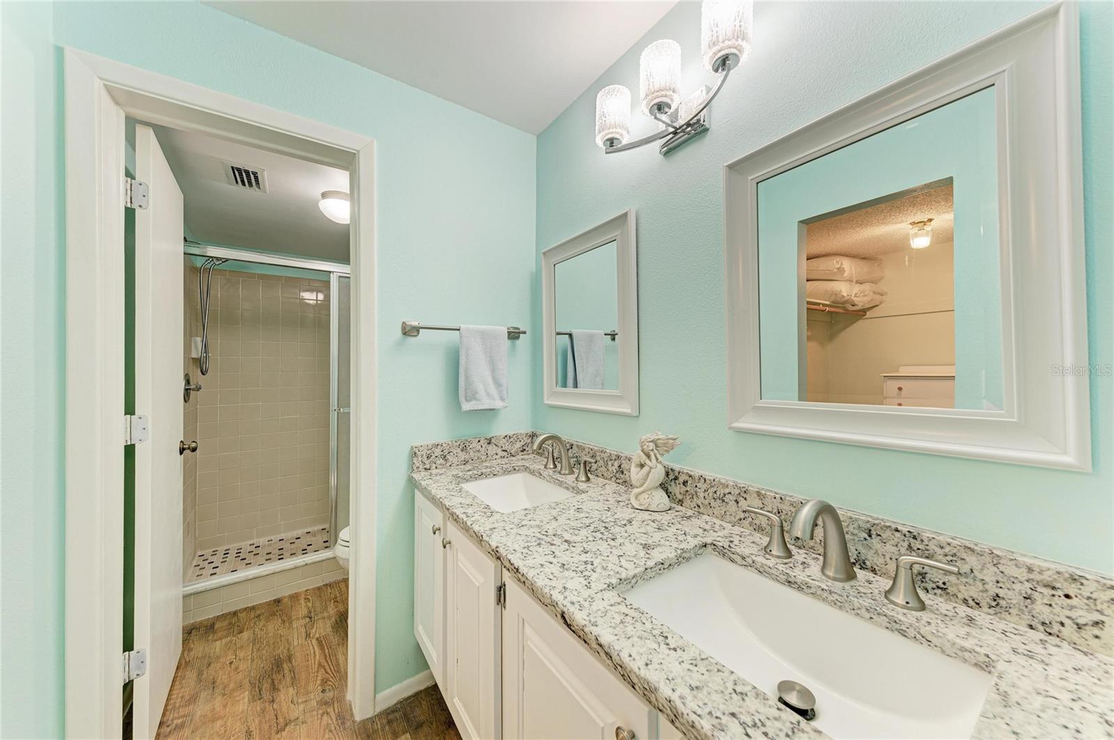4412 Spicewood Dr #e Property Photo 26