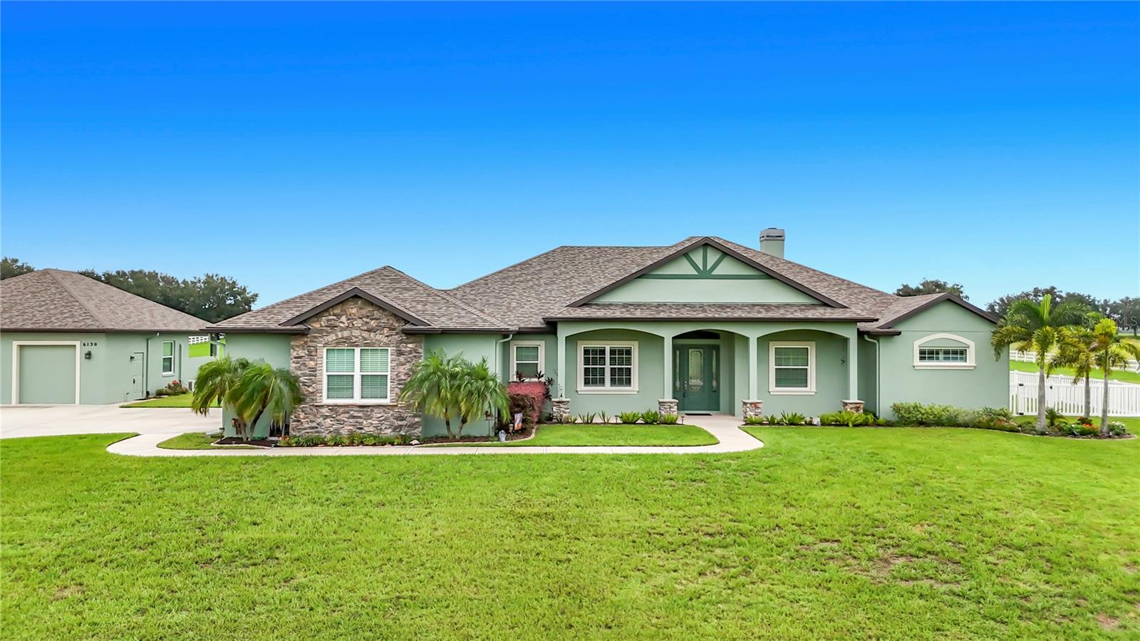 6130 Foxbrook Trl Property Photo 3
