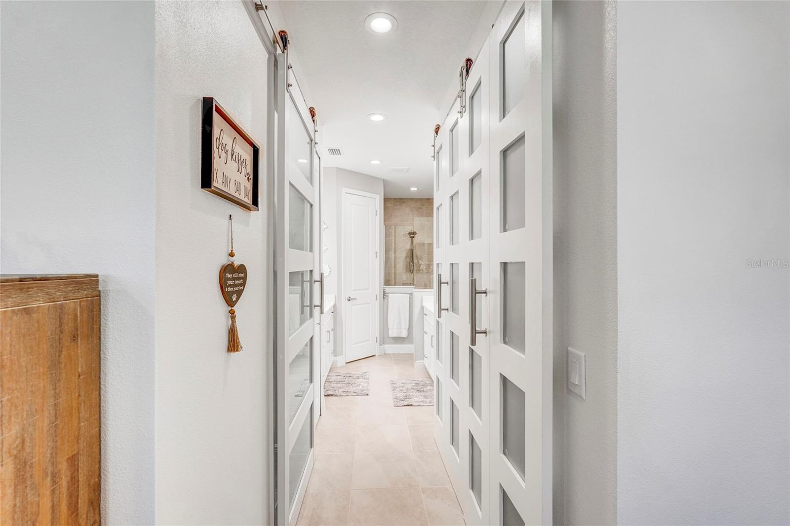 10233 Lake Wales Cir Property Photo 14