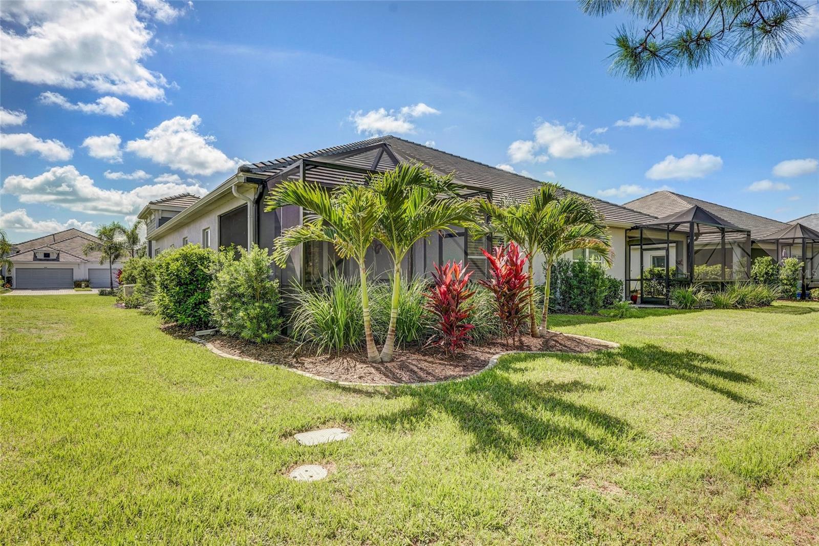 10233 Lake Wales Cir Property Photo 24