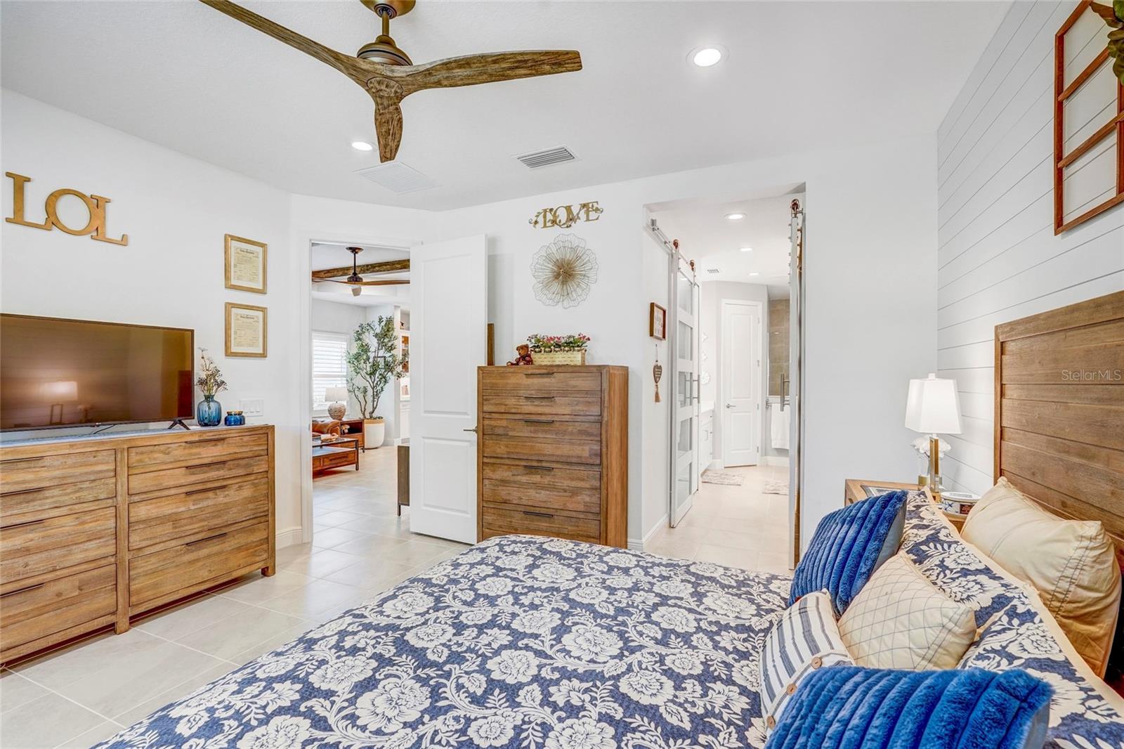 10233 Lake Wales Cir Property Photo 38