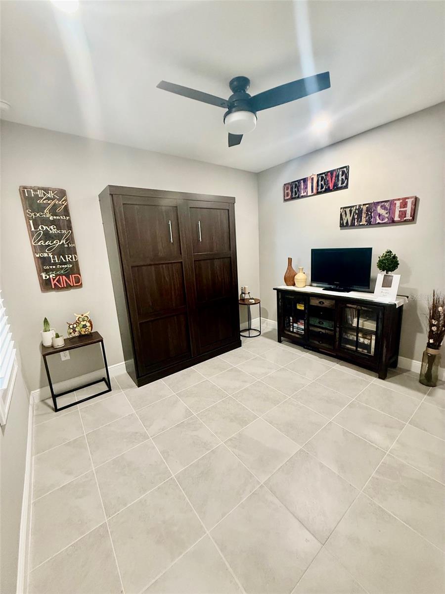 10233 Lake Wales Cir Property Photo 45