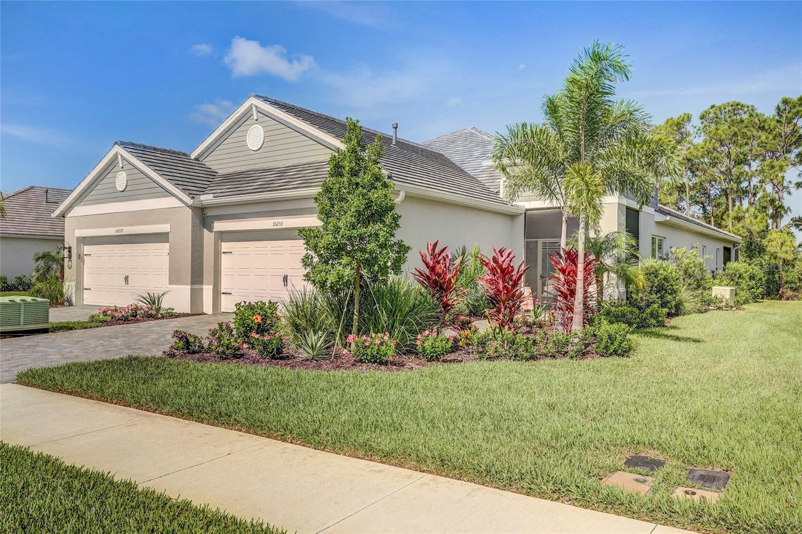 10233 Lake Wales Cir Property Photo 52