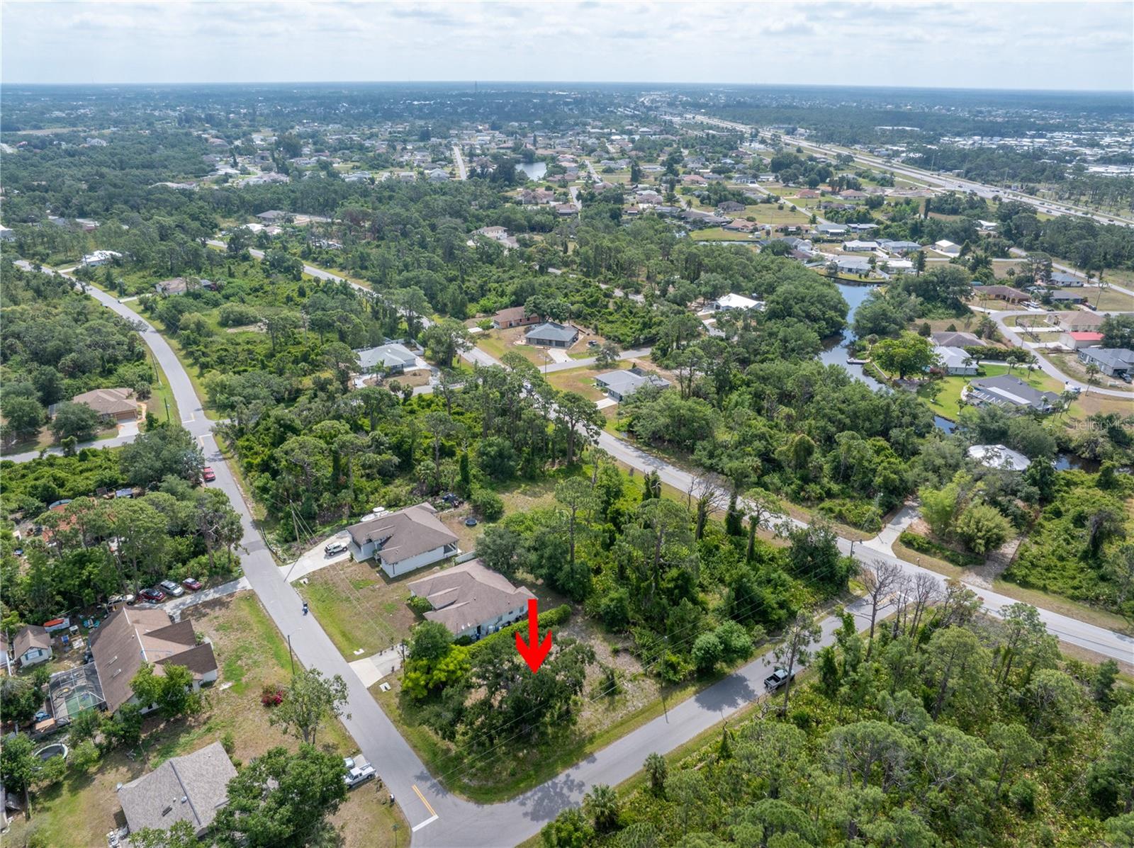 De Leon Dr Property Photo 6