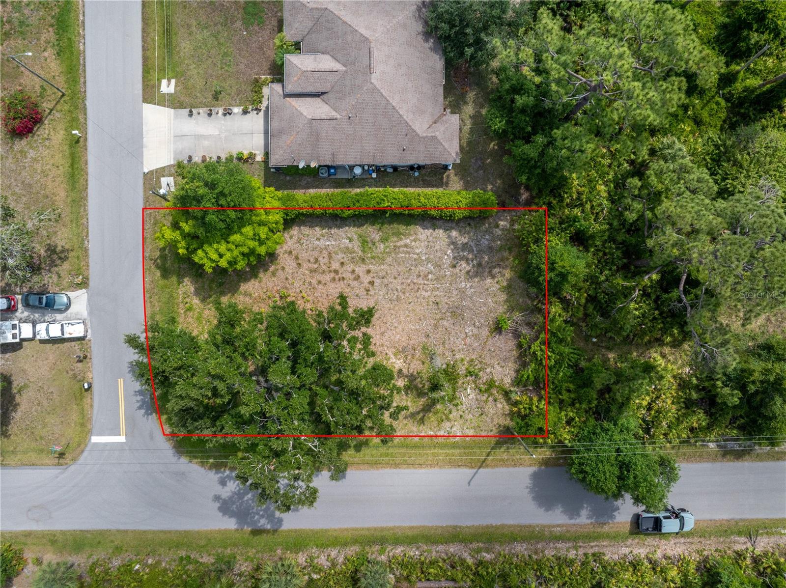 De Leon Dr Property Photo 7