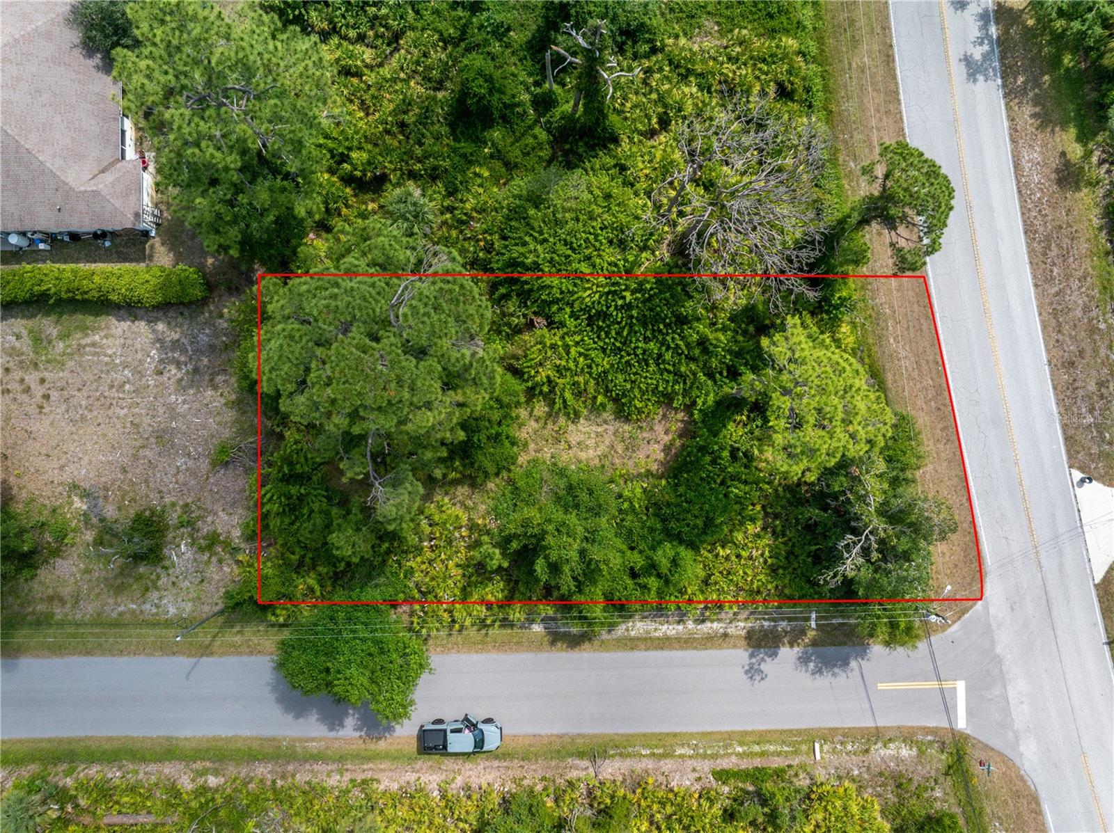 De Leon Dr Property Photo 11