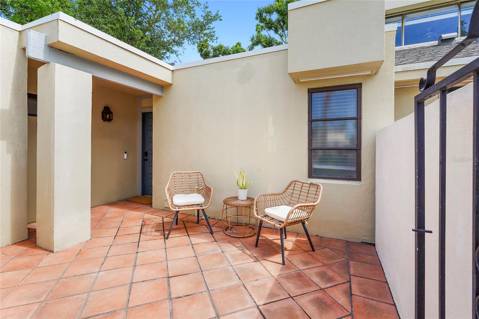 2383 Lakeside Mews #d3 Property Photo 2