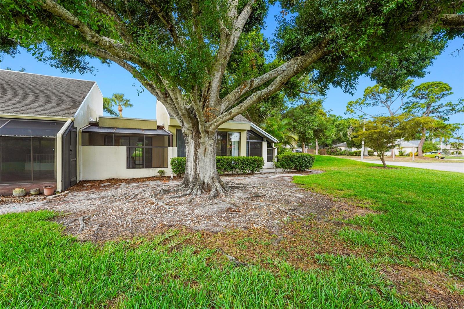 2383 Lakeside Mews #d3 Property Photo 17