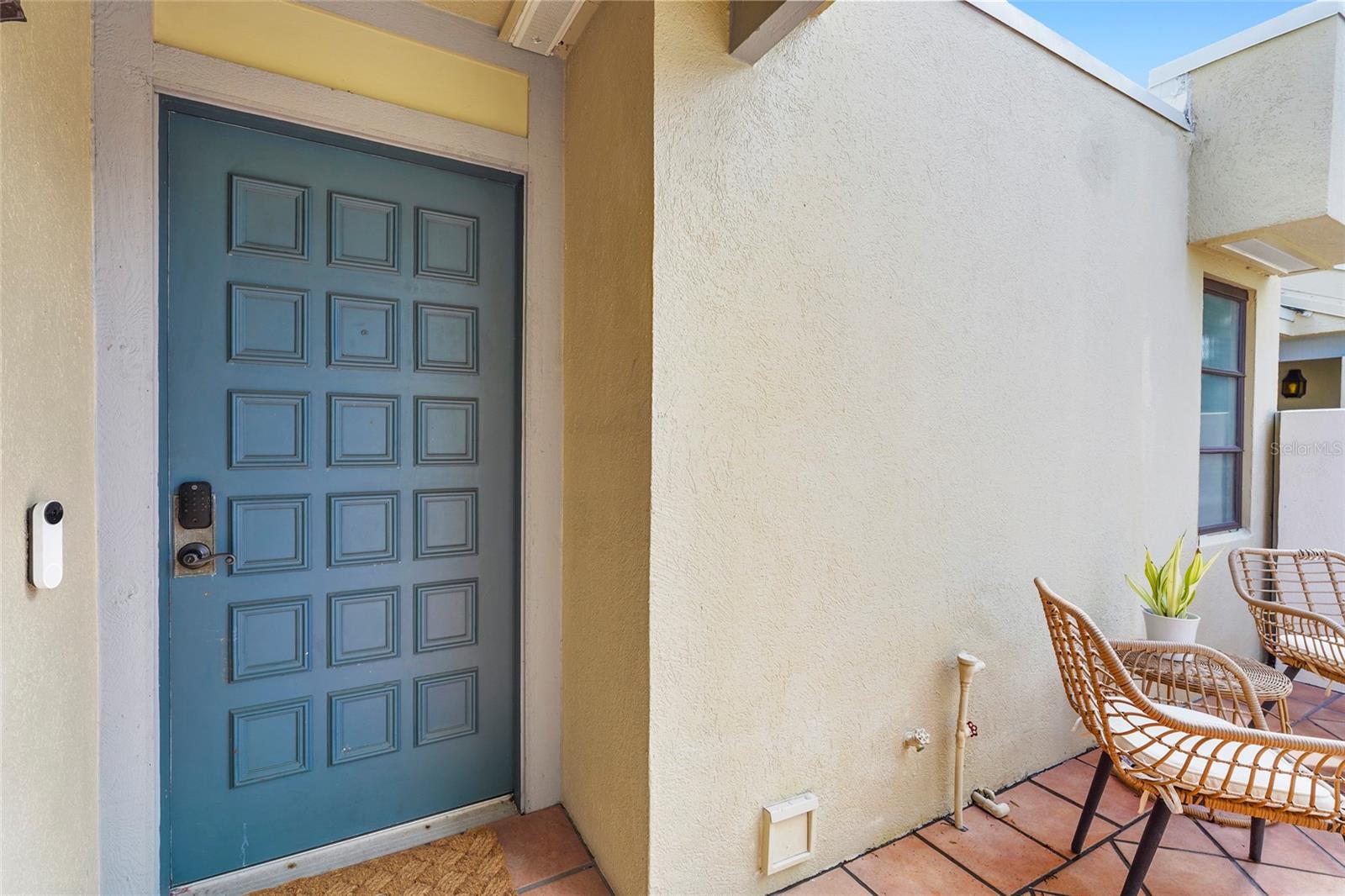 2383 Lakeside Mews #d3 Property Photo 19