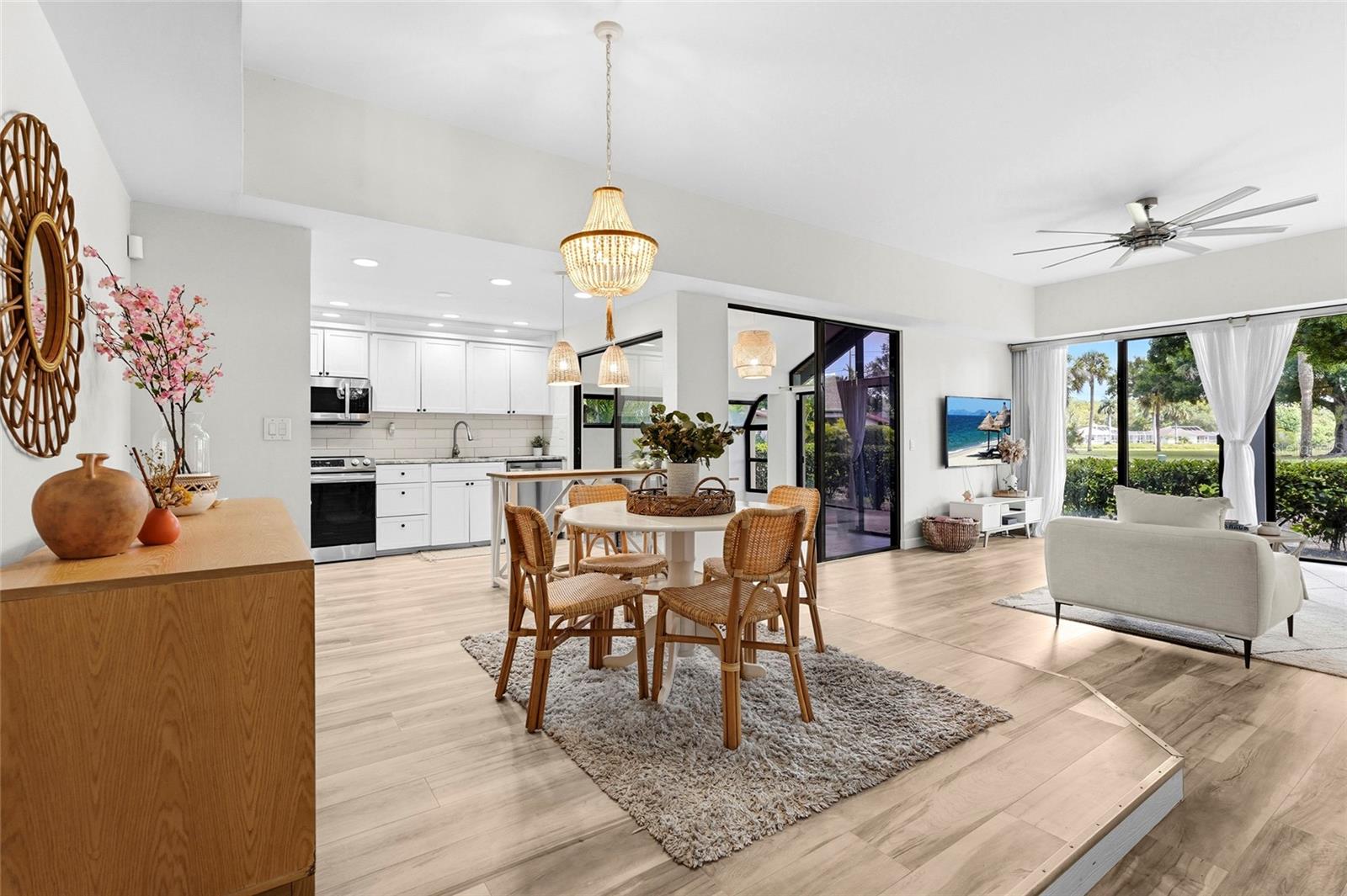 2383 Lakeside Mews #d3 Property Photo 23