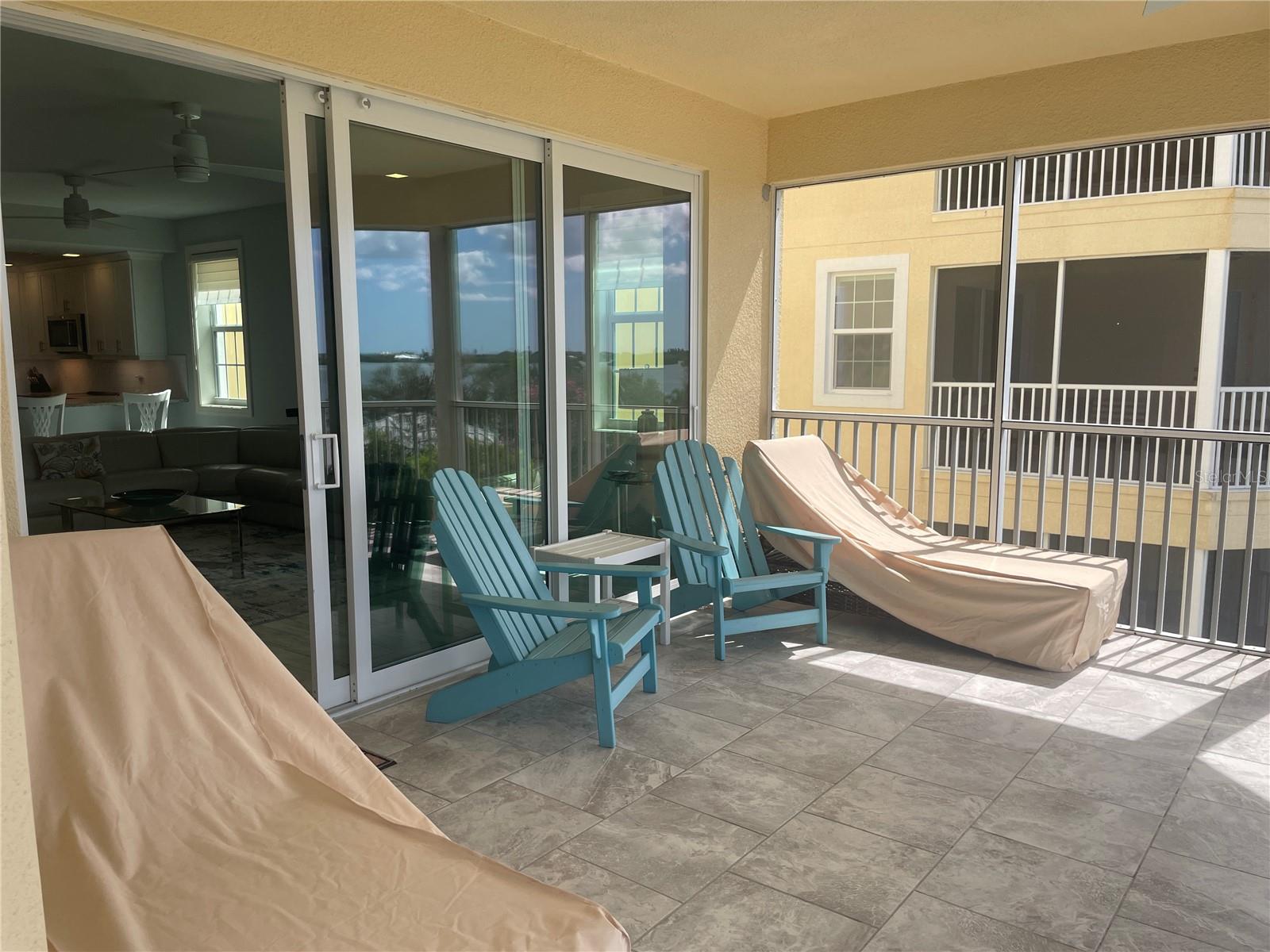 260 Hidden Bay Dr #401 Property Photo 17