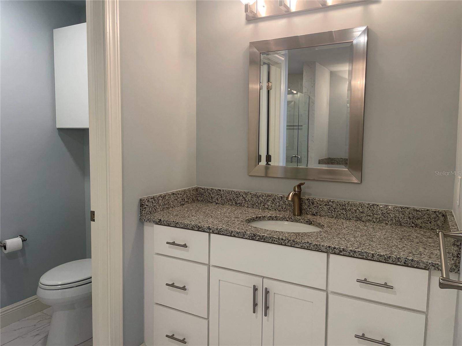 260 Hidden Bay Dr #401 Property Photo 25