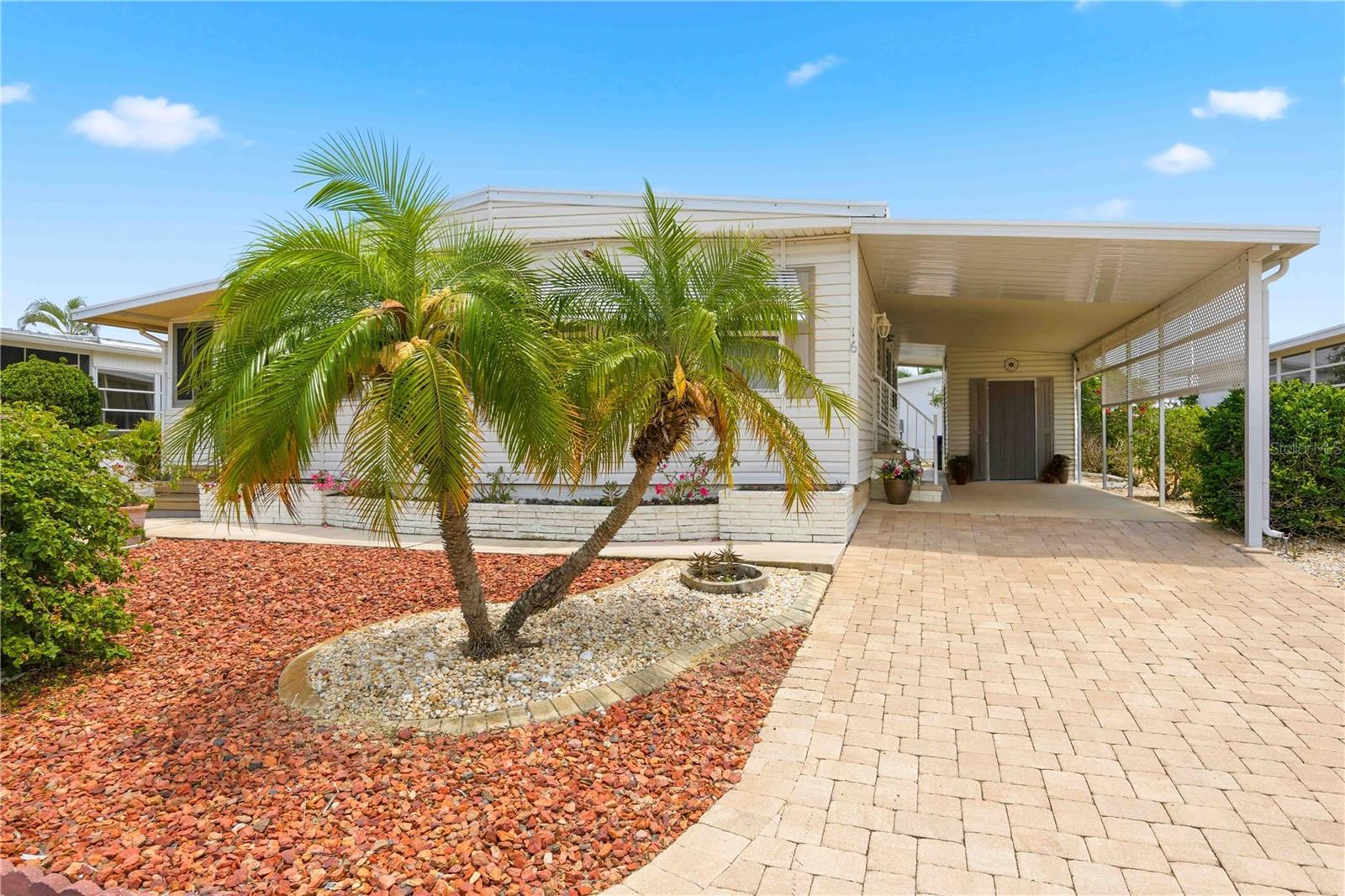 16 S Granada Plz Property Photo 1