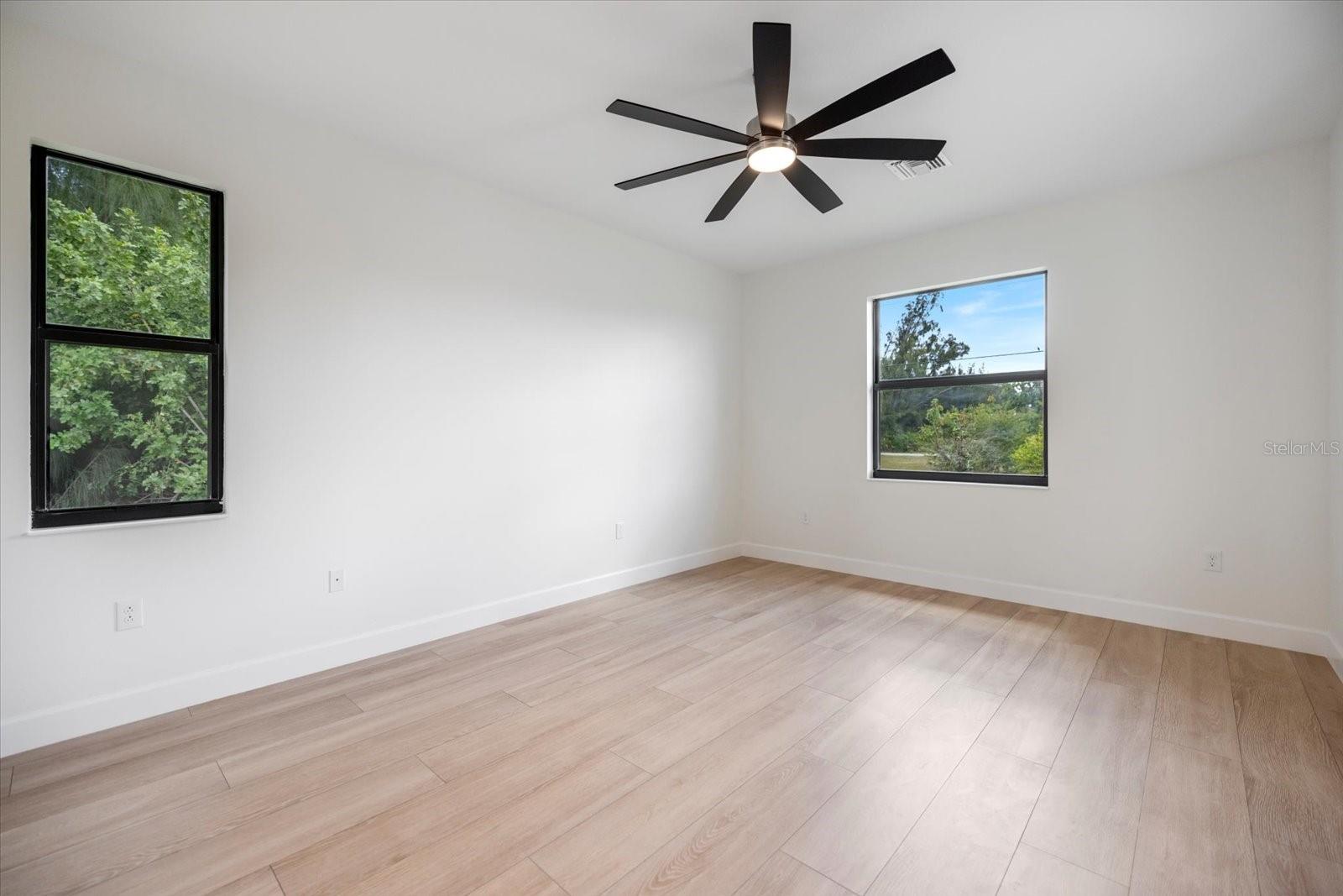 12134 Mallorca Ave Property Photo 15