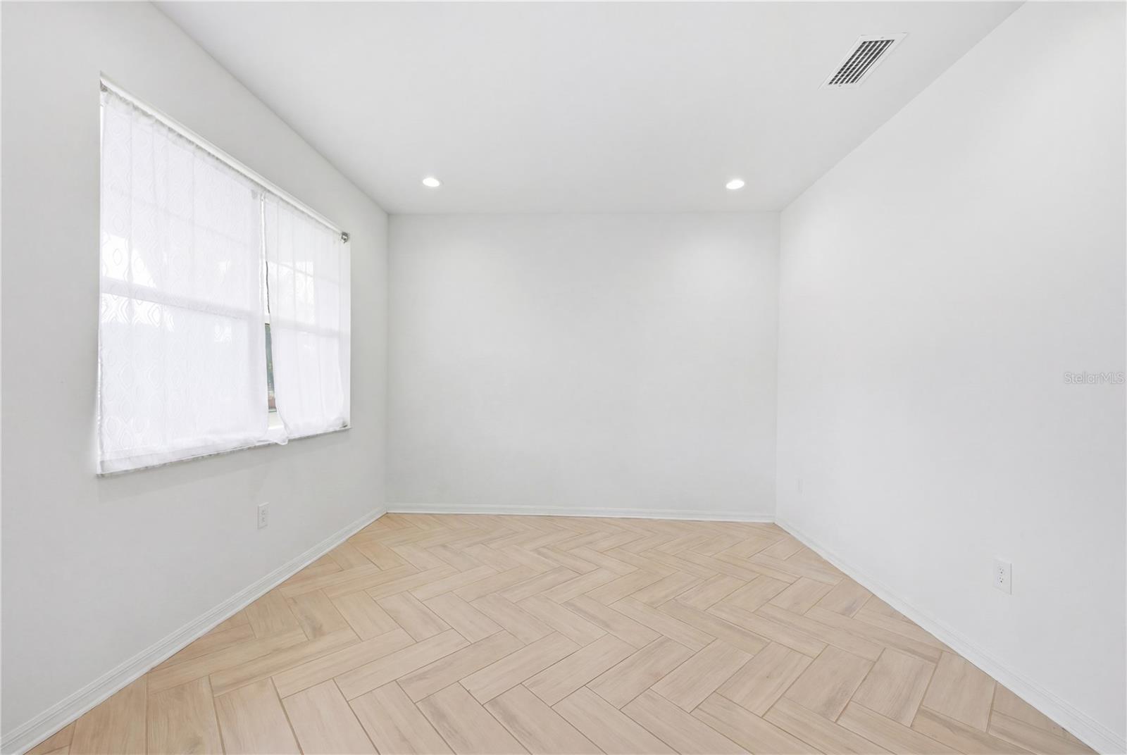 8326 Abalone Loop Property Photo 12