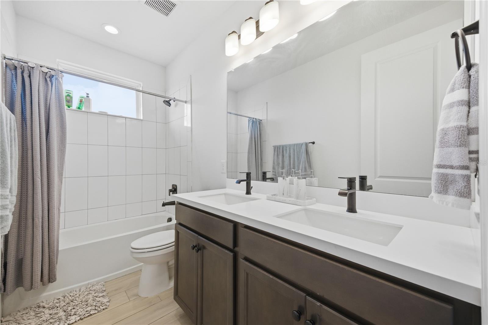8326 Abalone Loop Property Photo 45