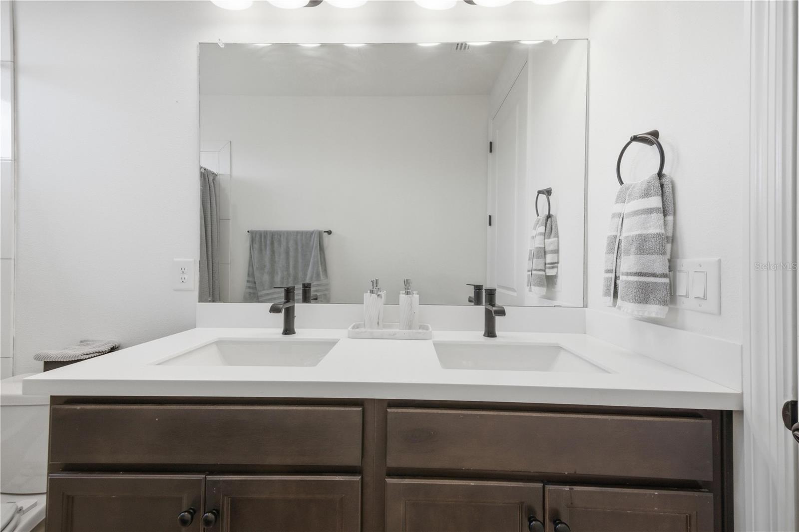 8326 Abalone Loop Property Photo 46