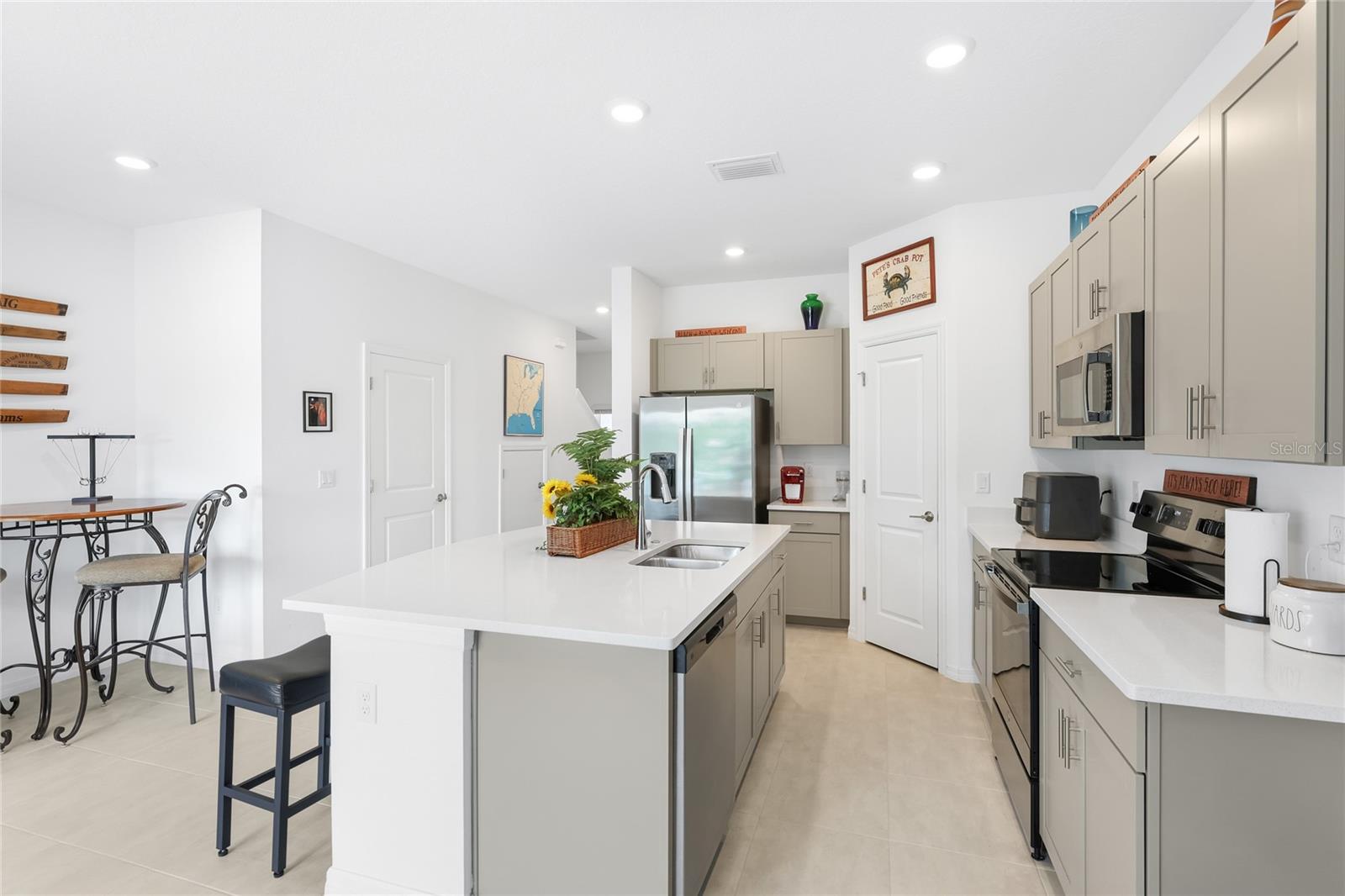 15067 Ginetti St Property Photo 13
